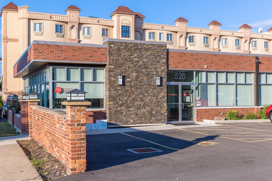 More Photos Of 516-520 Delaware Ave, Buffalo Medical For Lease