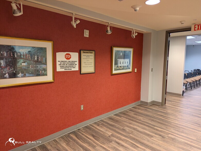 More Photos Of 761 Wheaton St, Savannah Office For Sale