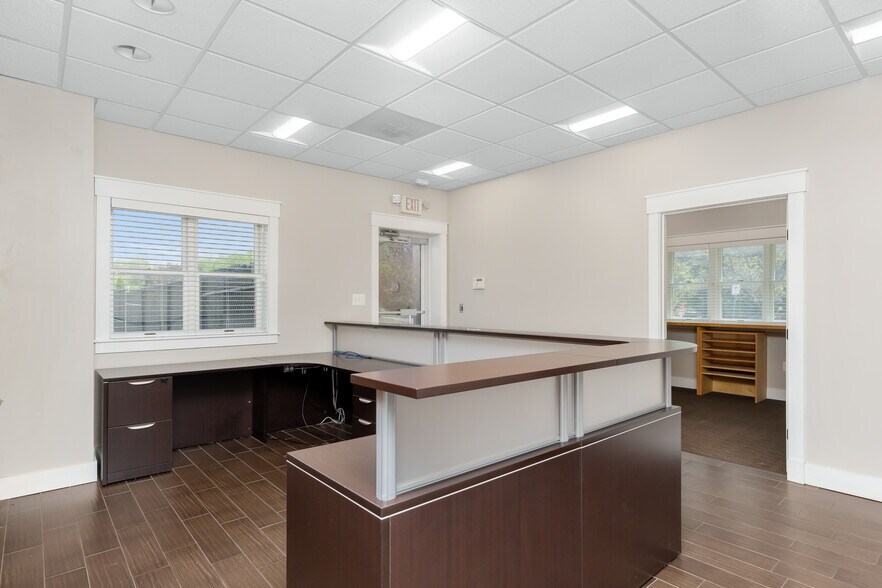 More Photos Of 1008 Rising Ridge Rd, Mount Airy Warehouse For Lease