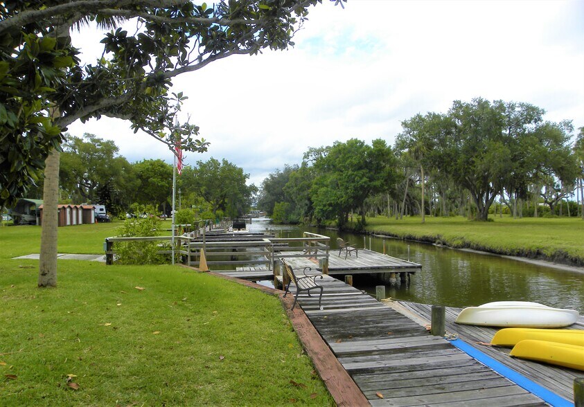 More Photos Of 35 Winar Dr, Merritt Island Land For Sale