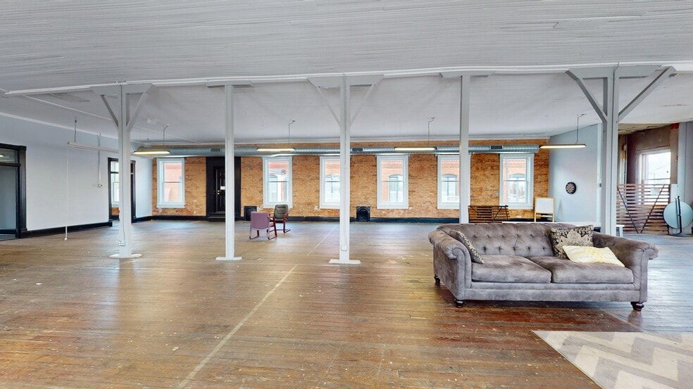 More Photos Of 110 N Broad St, Monroe Storefront Retail Office For Sale