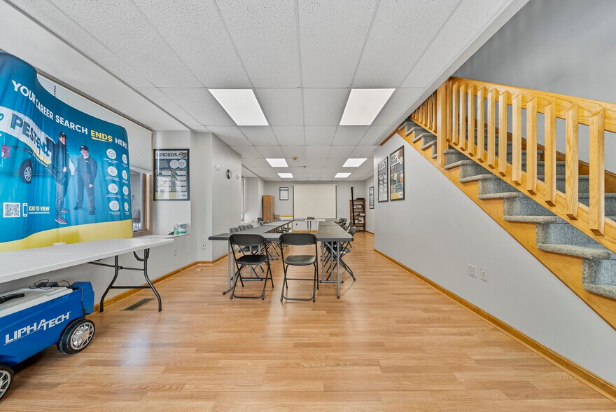 More Photos Of 91 Plaistow Rd, Plaistow Office For Sale