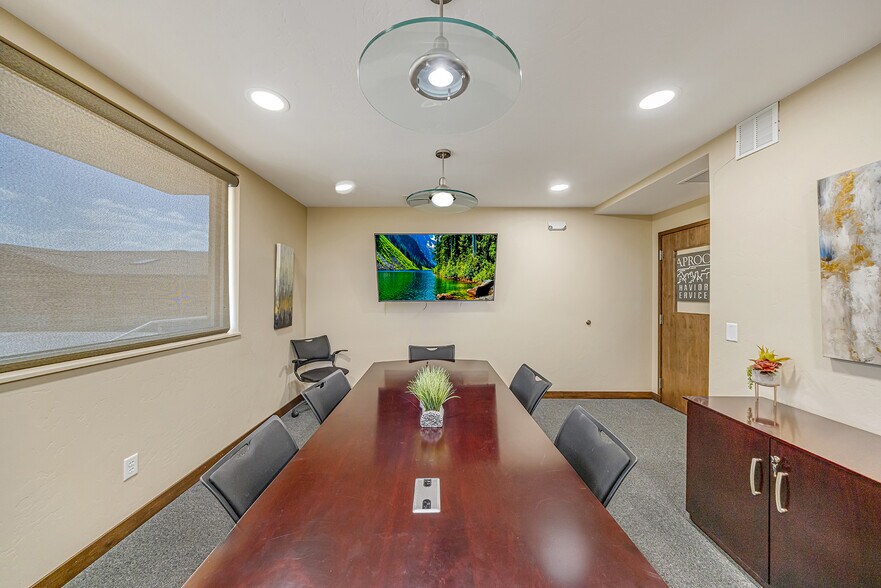 More Photos Of 389 Roberts Ct, Grand Junction Service For Sale