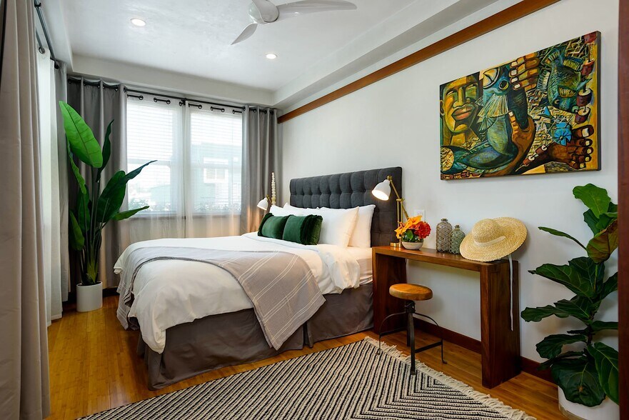 More Photos Of 93 Hana Hwy, Paia Hotel For Sale