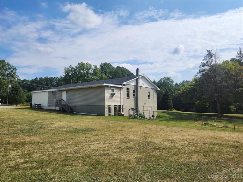 More Photos Of 4515 Beaty Rd, Gastonia Loft Creative Space For Sale