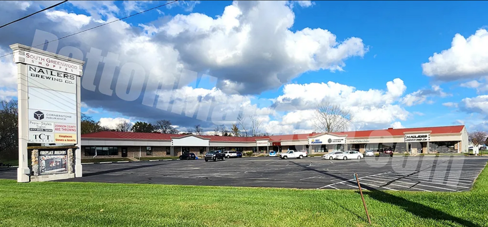 Primary Photo Of 6001 N US Highway 31, Whiteland Storefront For Sale