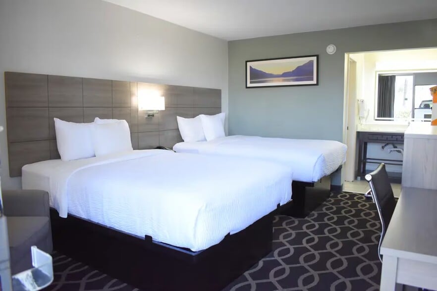 More Photos Of 3031 Paxville Hwy, Manning Hotel For Sale