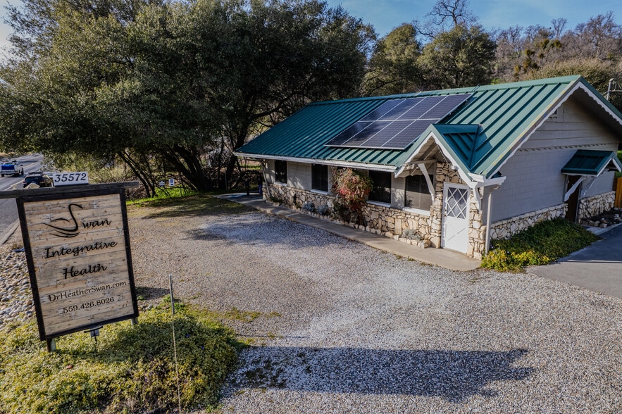 More Photos Of 35572 Highway 41, Coarsegold Office For Sale