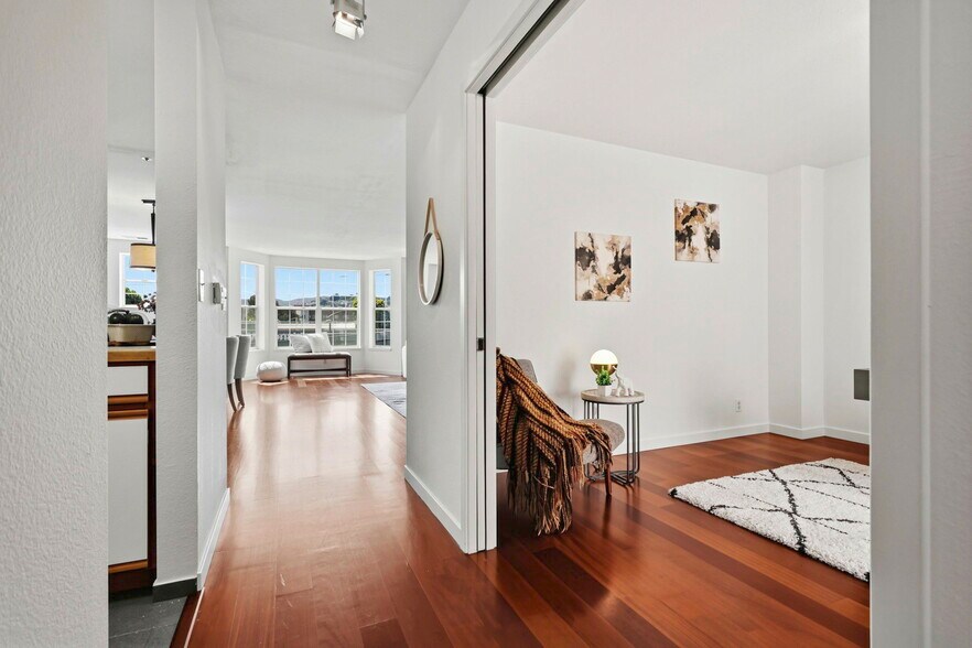 More Photos Of 1678 Wallace Ave, San Francisco Specialty For Sale
