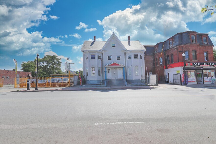 More Photos Of 324-326 Broadway, Lawrence Office Residential For Sale