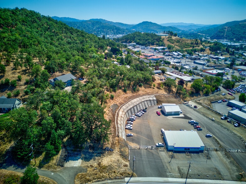 Primary Photo Of 797 NE Garden Valley Blvd, Roseburg Land For Sale