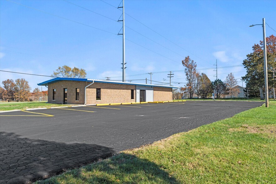More Photos Of 502 W Markey Rd, Belton Medical For Lease