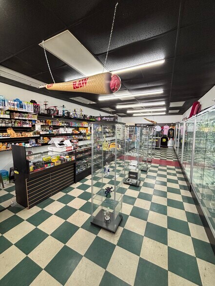 More Photos Of 8056 California City Blvd, California City Restaurant For Sale