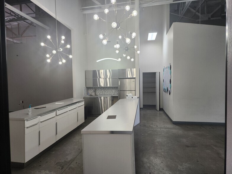 More Photos Of 5525 S Decatur Blvd, Las Vegas Unknown For Lease