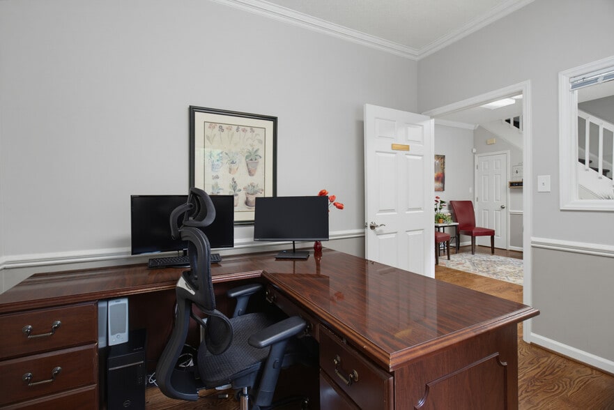 More Photos Of 701 W Main St, Jamestown Office For Sale