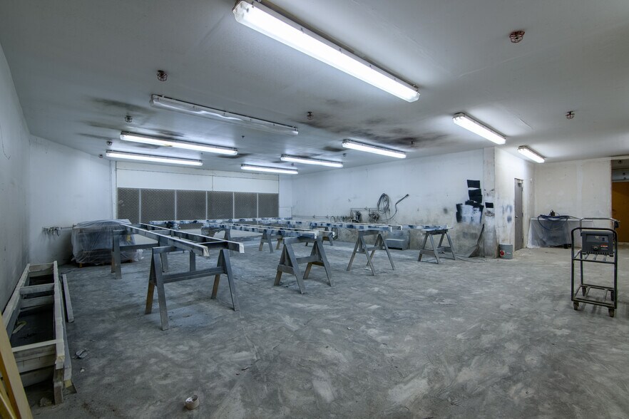 More Photos Of 440 Frankston St, Jacksonville Warehouse For Sale