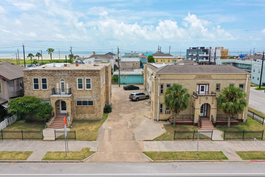 Primary Photo Of 717 Broadway St, Galveston Apartments For Sale