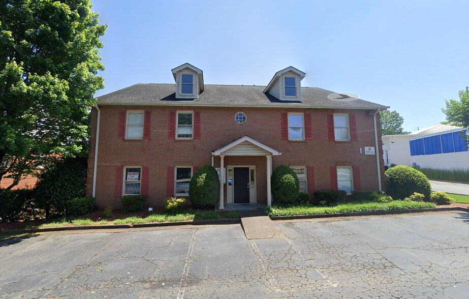 More Photos Of 2440 Sandy Plains Rd, Marietta Office For Sale
