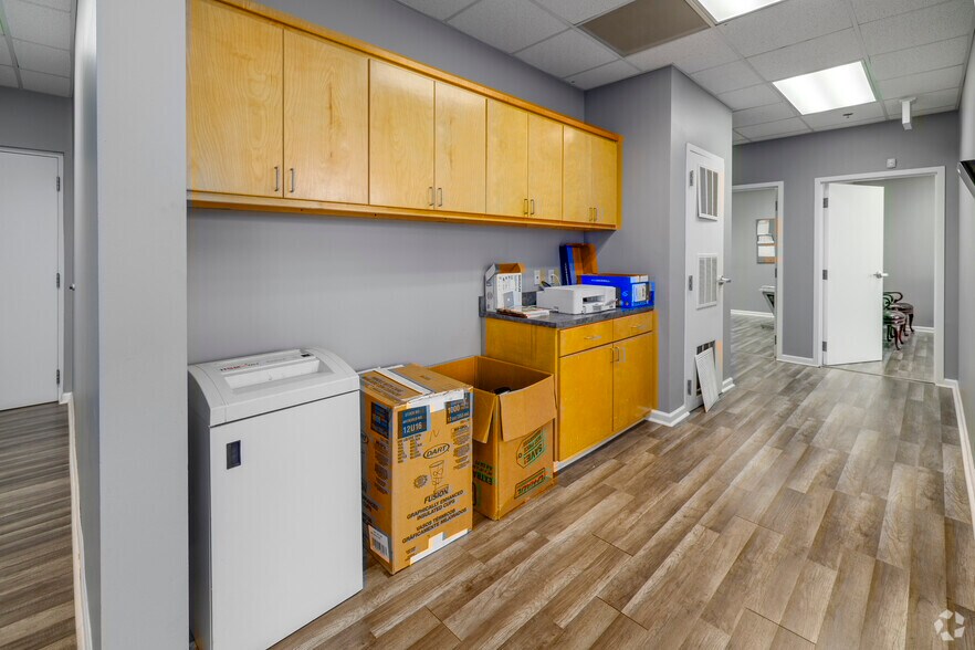 More Photos Of 3801 W 65th St, Little Rock Refrigeration Cold Storage For Sale