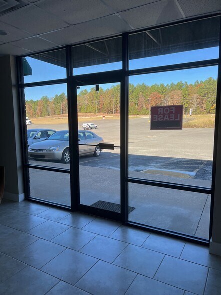 More Photos Of 25255 Highway 5, Lonsdale Unknown For Lease