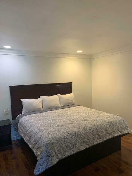 More Photos Of 430 16th St, Sacramento Hotel For Sale