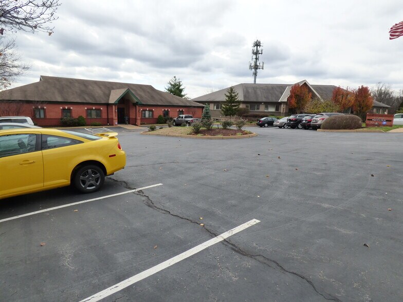 More Photos Of 10016 Office Center Ave, Saint Louis Office For Lease