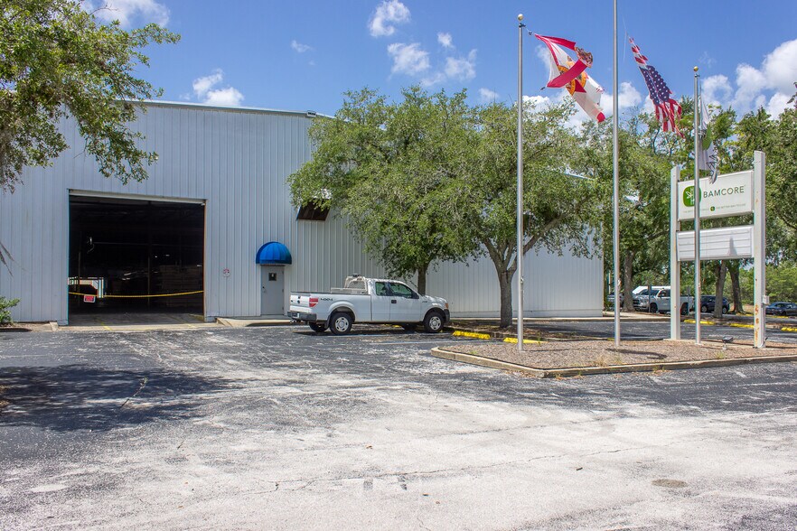 More Photos Of 310 Cypress Rd, Ocala Manufacturing For Lease
