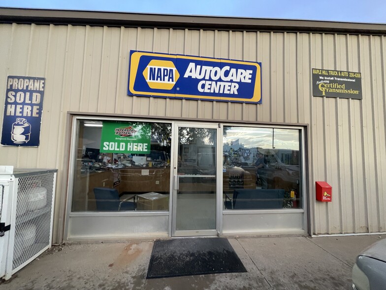 Primary Photo Of 200 Main St, Maple Hill Auto Repair For Sale