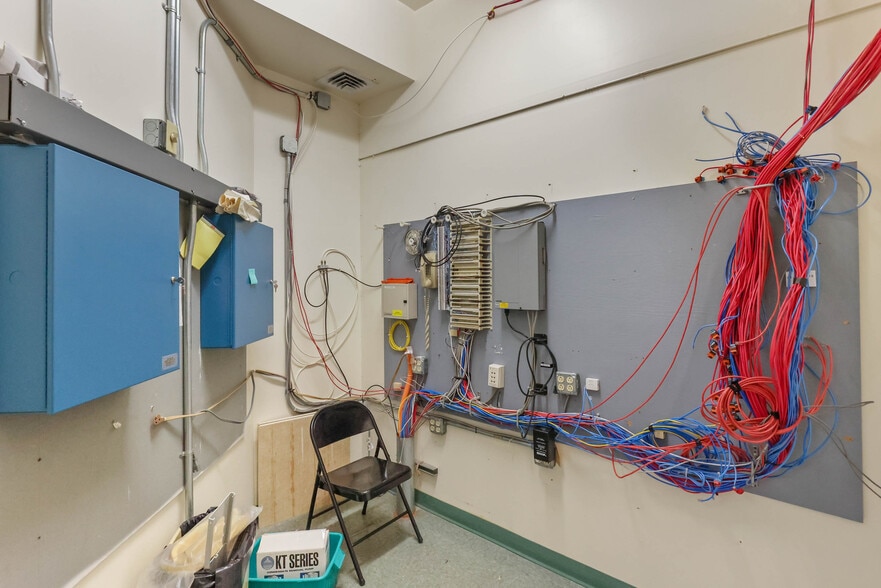 More Photos Of 651 Norwich Rd, Plainfield Schools For Sale