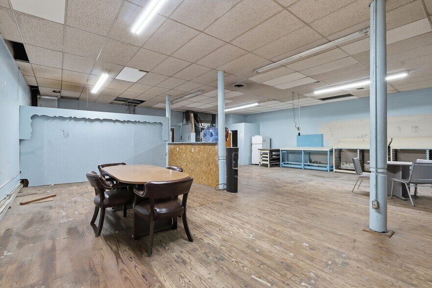More Photos Of 112 Quitman St, Pittsburg General Retail For Sale