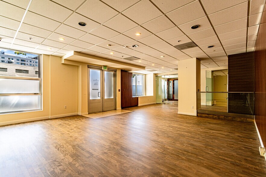 More Photos Of 400 Beale St, San Francisco Apartments For Sale