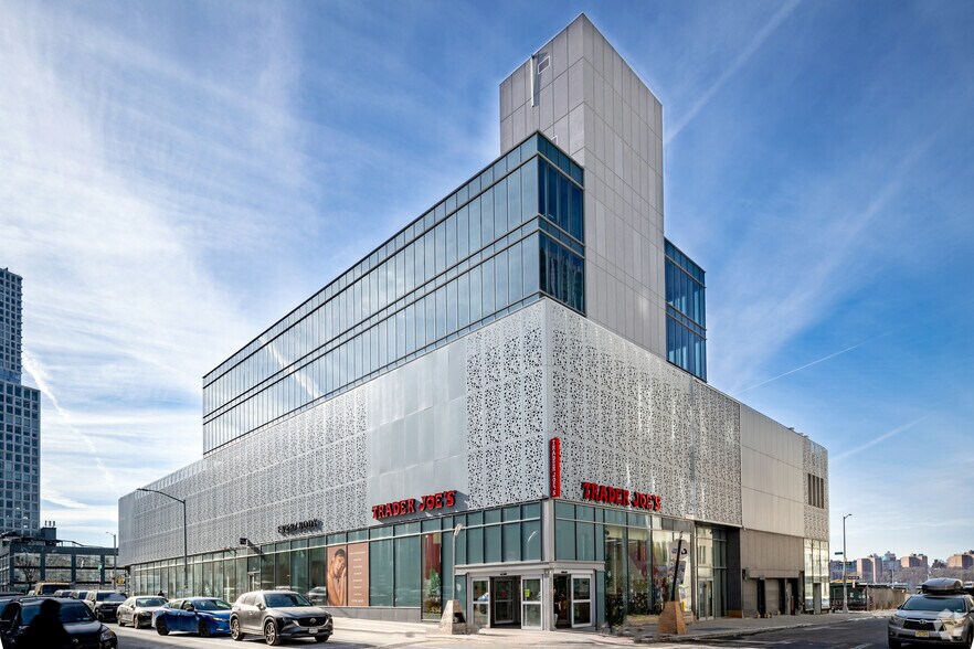 Primary Photo Of 200 Kent Ave, Brooklyn Coworking Space