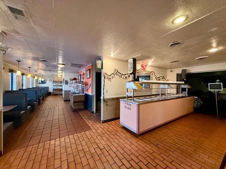 More Photos Of 101 W Boulevard, Williamston Restaurant For Sale