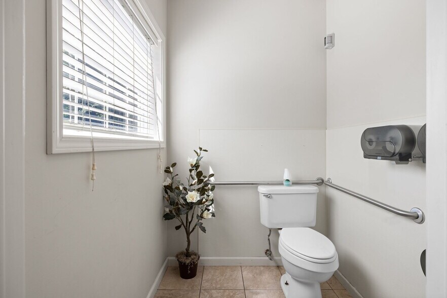 More Photos Of 392 Slate Run Rd, Slate Run Hospitality For Sale