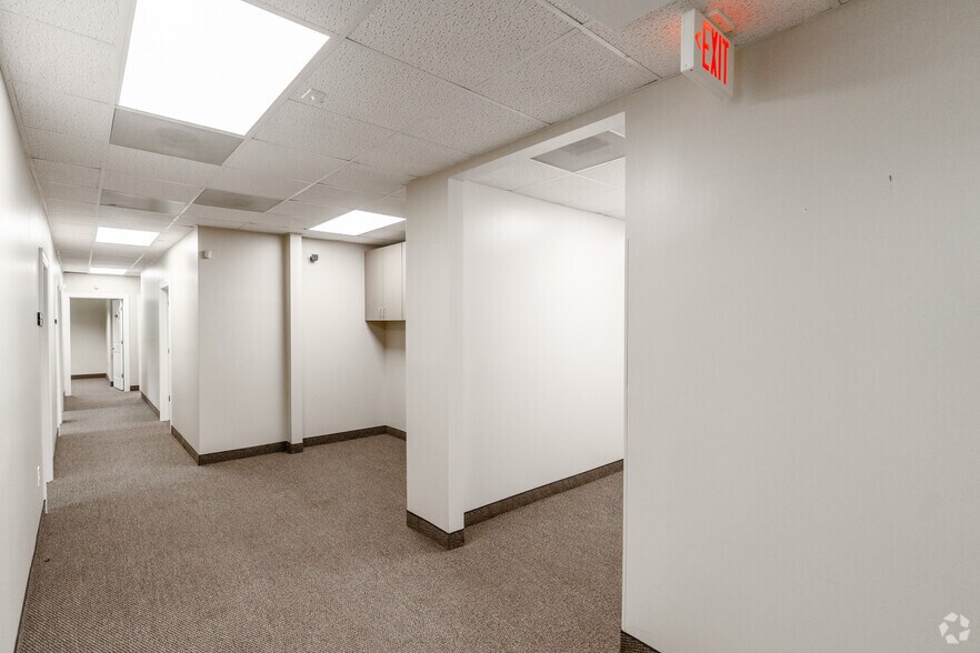 More Photos Of 1520 E Franklin St, Chapel Hill Medical For Sale