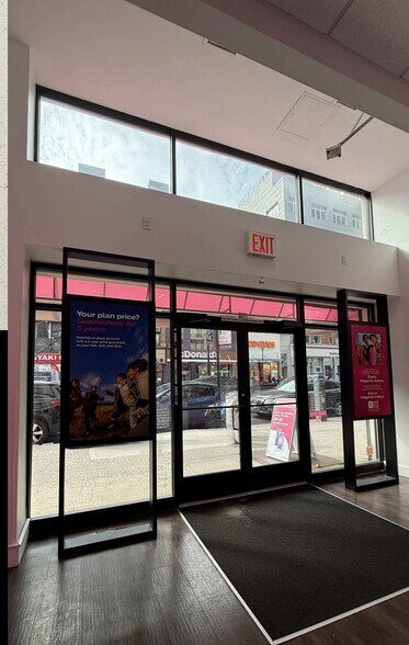 More Photos Of 93 Court St, Brooklyn Office For Lease