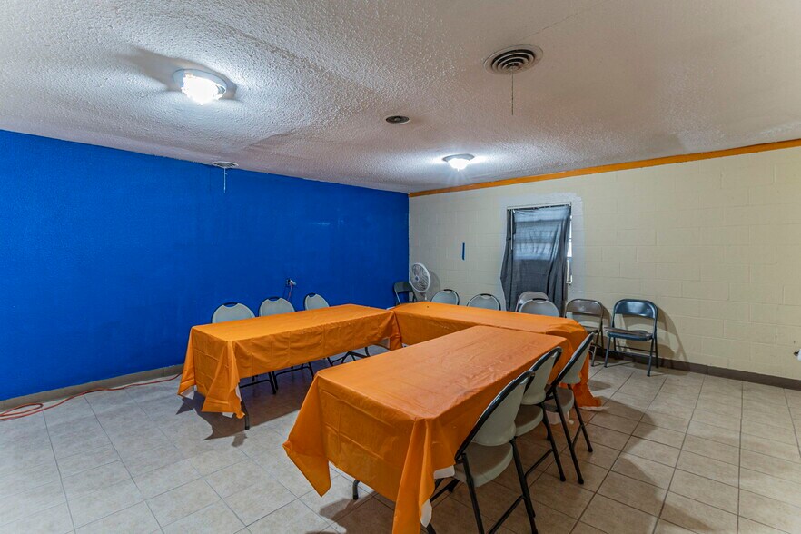 More Photos Of 2817 Cherry Valley Blvd, Dallas Religious Facility For Sale