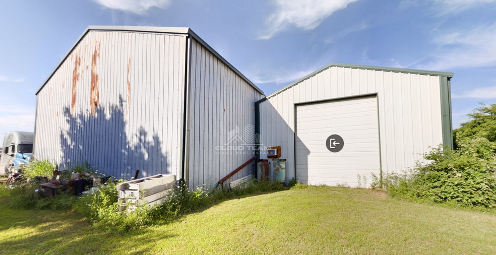 More Photos Of 5900 Retta Mansfield Rd, Burleson Industrial For Sale