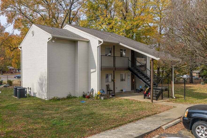 More Photos Of 401 N Cumberland Ave, Russellville Apartments For Sale