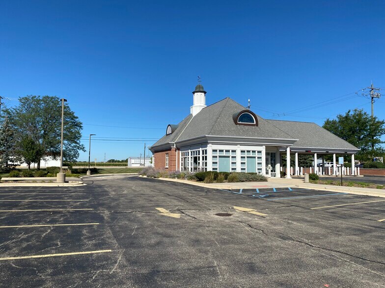 Primary Photo Of 15901 S Division St, Plainfield Bank For Sale