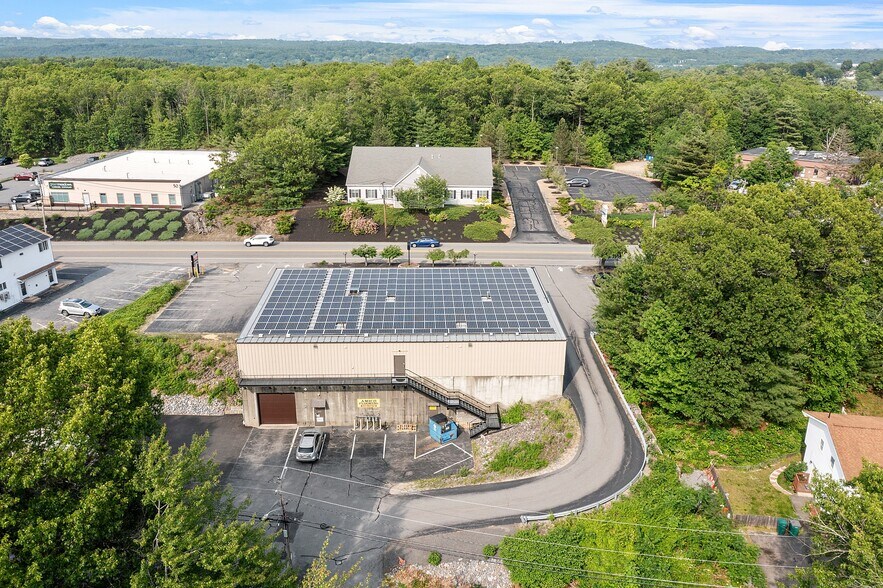 More Photos Of 67 Whalon St, Fitchburg Storefront For Lease