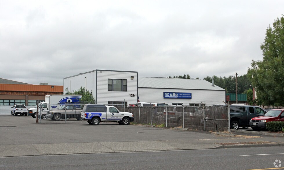 More Photos Of 126 15th St SE, Puyallup Medical For Lease