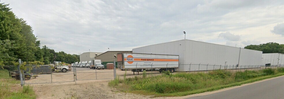 More Photos Of 2655 E Richmond St, Shawano Warehouse For Lease