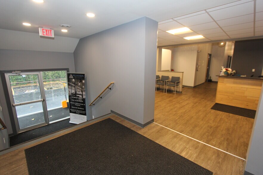 More Photos Of 1225 Atlantic Ave, Rochester Office For Lease
