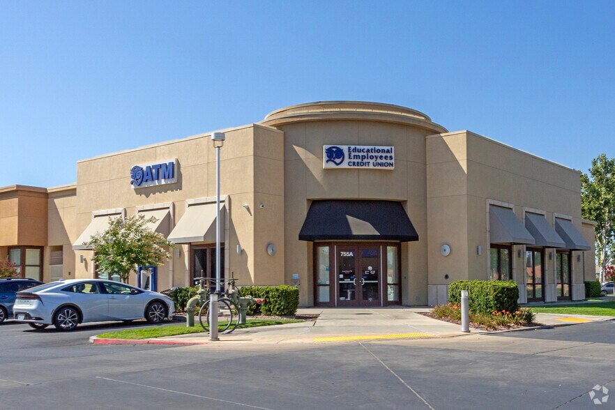 More Photos Of 755 E Yosemite Ave, Merced Coworking Space
