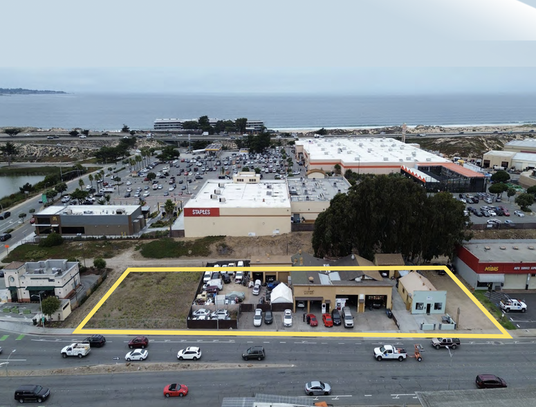 Primary Photo Of 1523-1533 Del Monte Blvd, Seaside Auto Repair For Sale