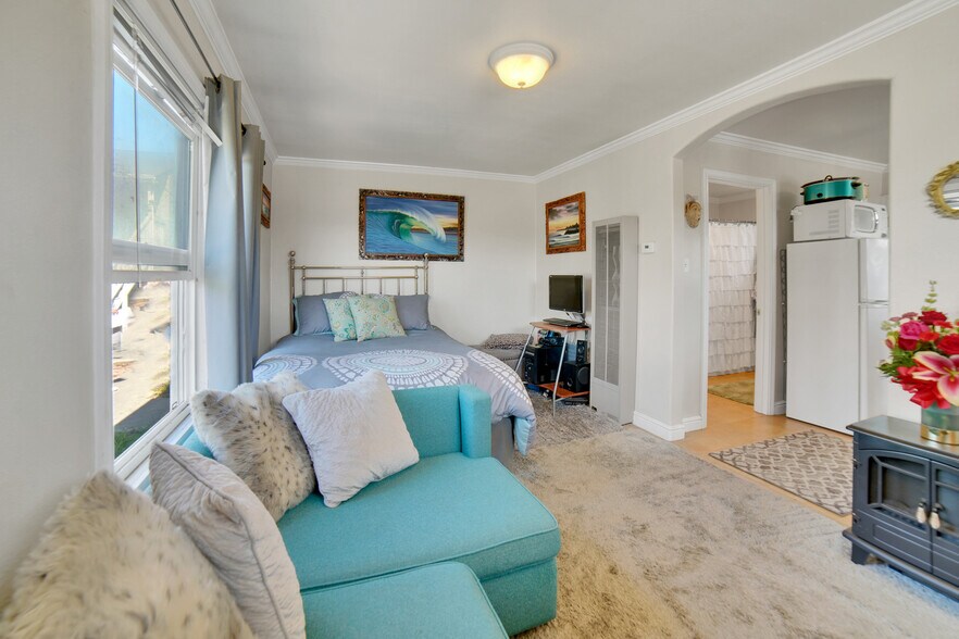 More Photos Of 21661 E Cliff Dr, Santa Cruz Apartments For Sale