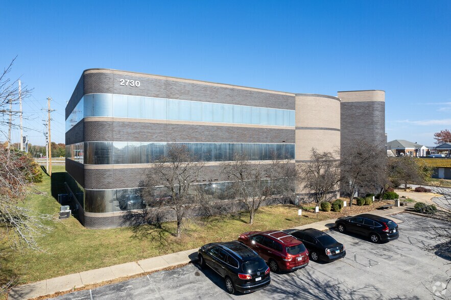 More Photos Of 2730 S Saint Peters Pky, Saint Peters Medical For Sale