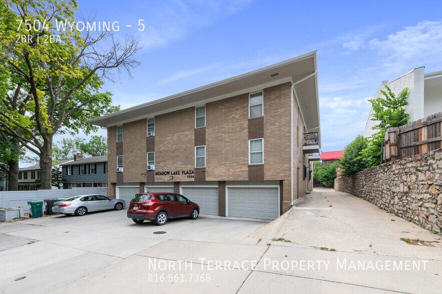 More Photos Of 7504 Wyoming St, Kansas City Apartments For Sale
