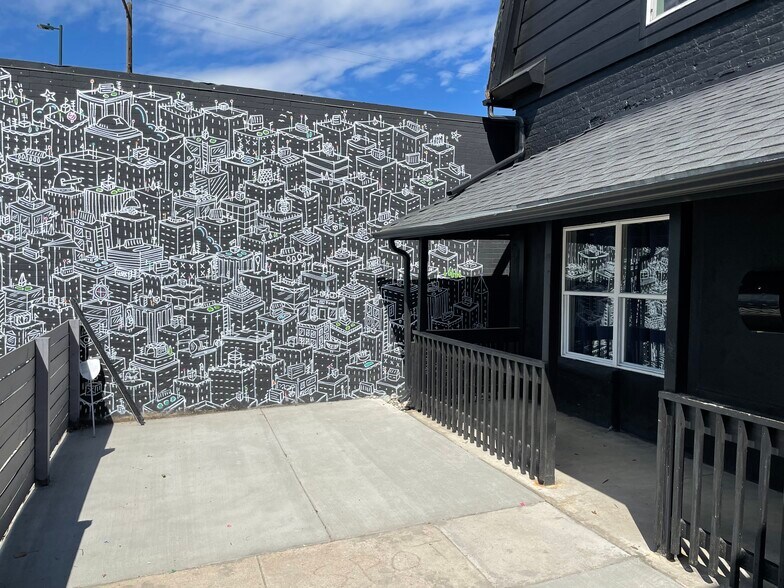 More Photos Of 2852 Welton St, Denver Office For Lease